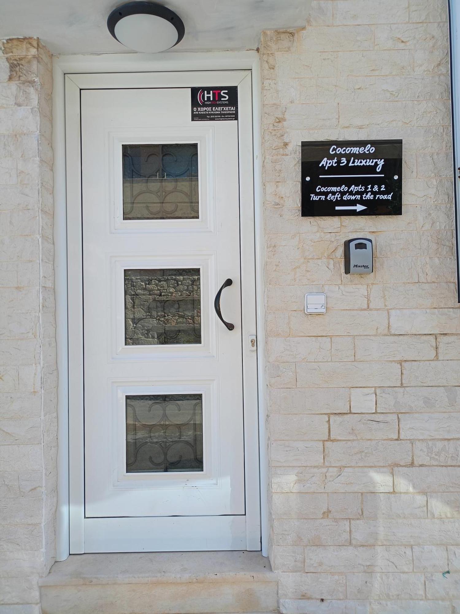 Cocomelo Apts 3 Luxury Heraklion Zewnętrze zdjęcie